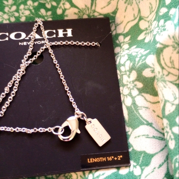 Coach Signature Silver Cluster Necklace - Picture 3 of 6